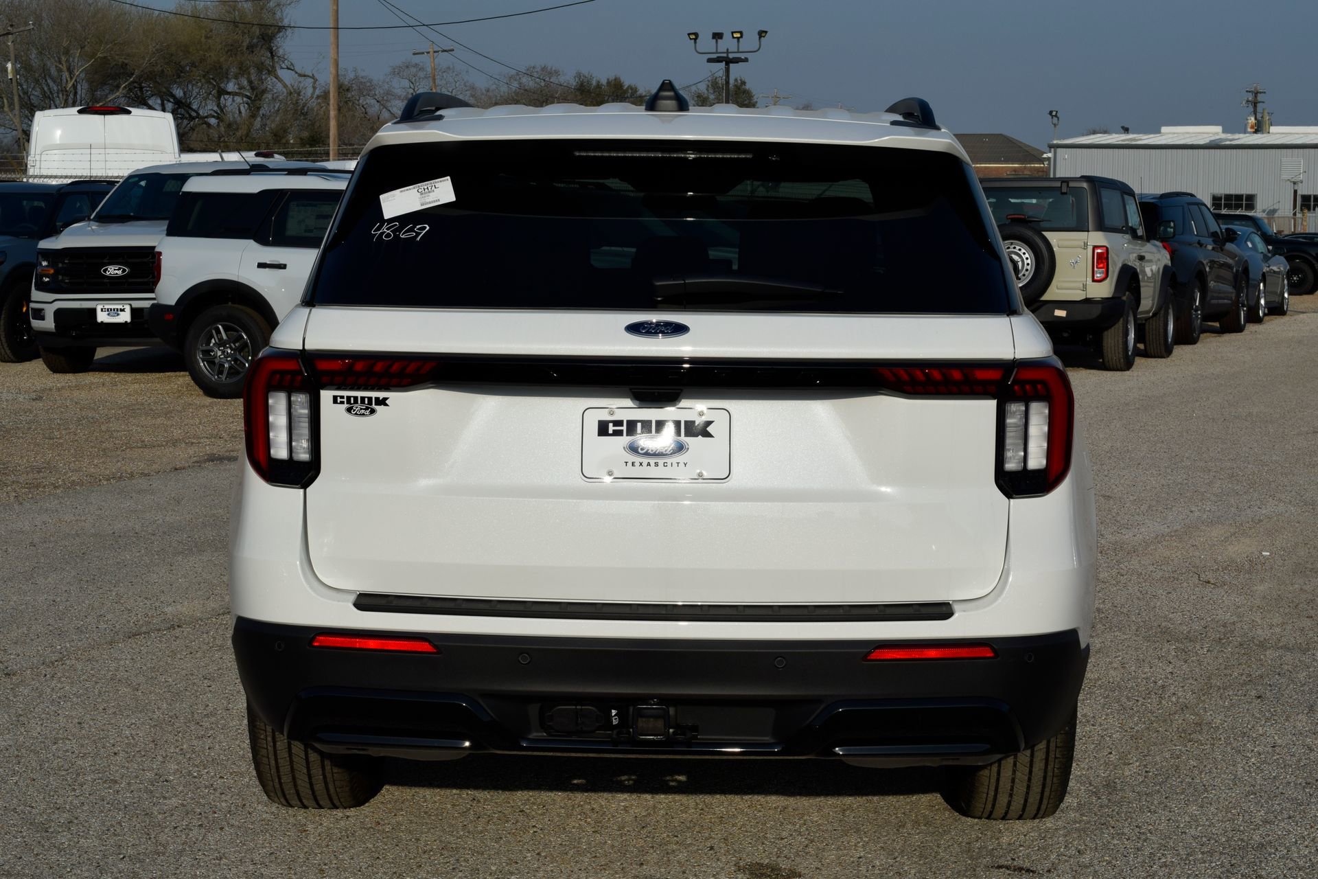New 2026 Ford Explorer ST-Line image 5