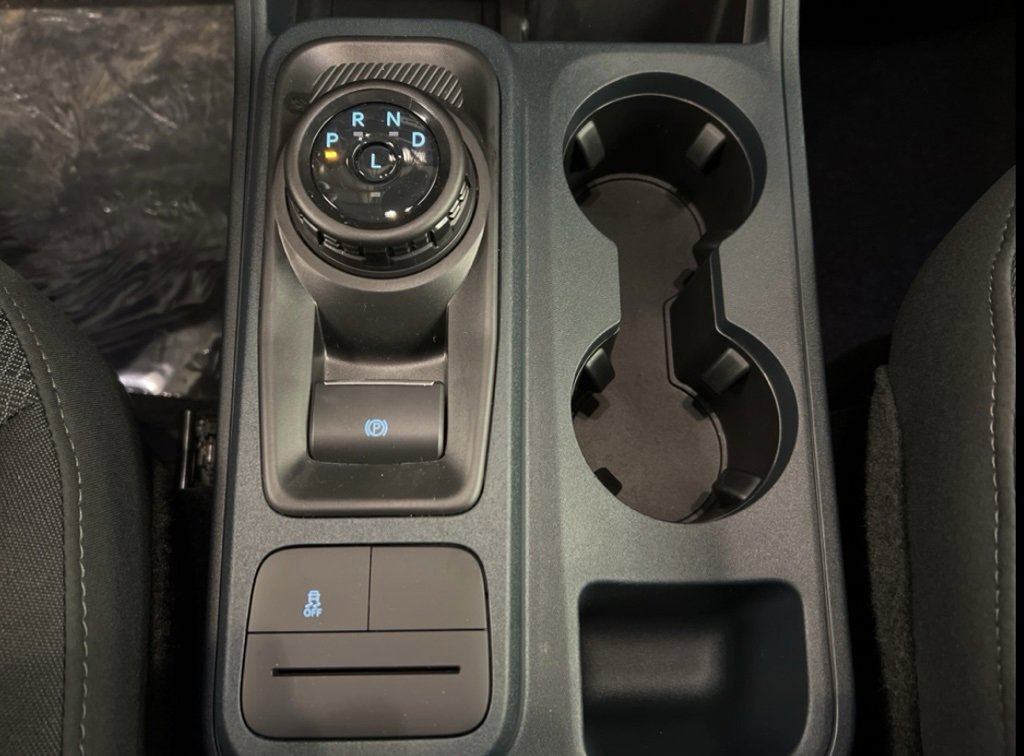 New 2025 Ford Maverick XL image 15