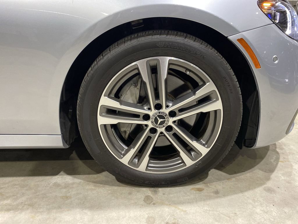 Used 2021 Mercedes-Benz E 350 4MATIC Sedan w/ Premium Package image 22