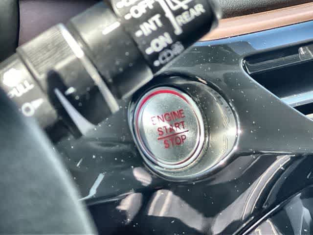 Used 2022 Acura MDX FWD w/ Technology Package image 28