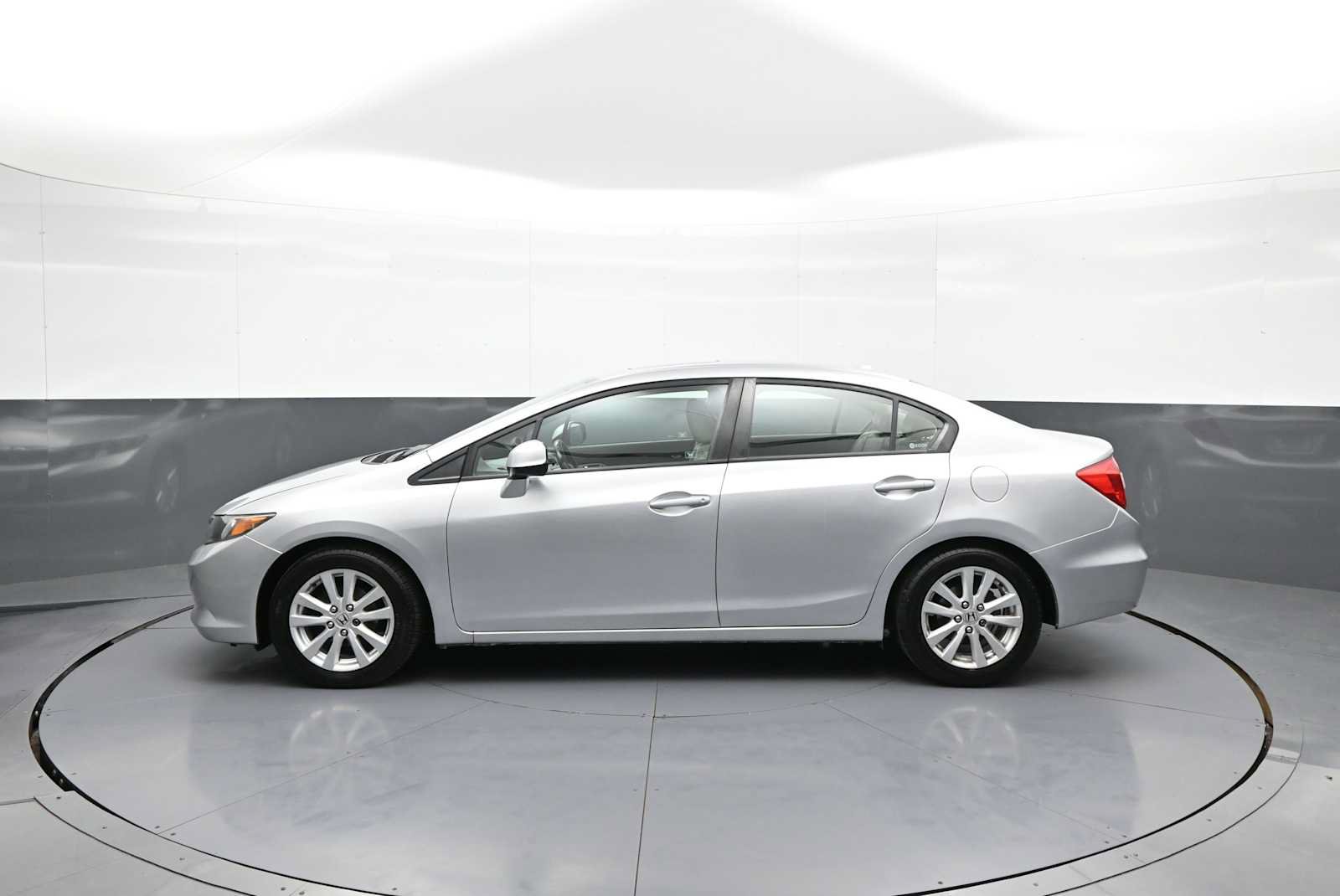 Used 2012 Honda Civic EX-L image 9