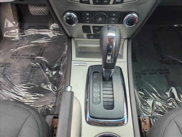 Used 2012 Ford Fusion SE FWD image 14