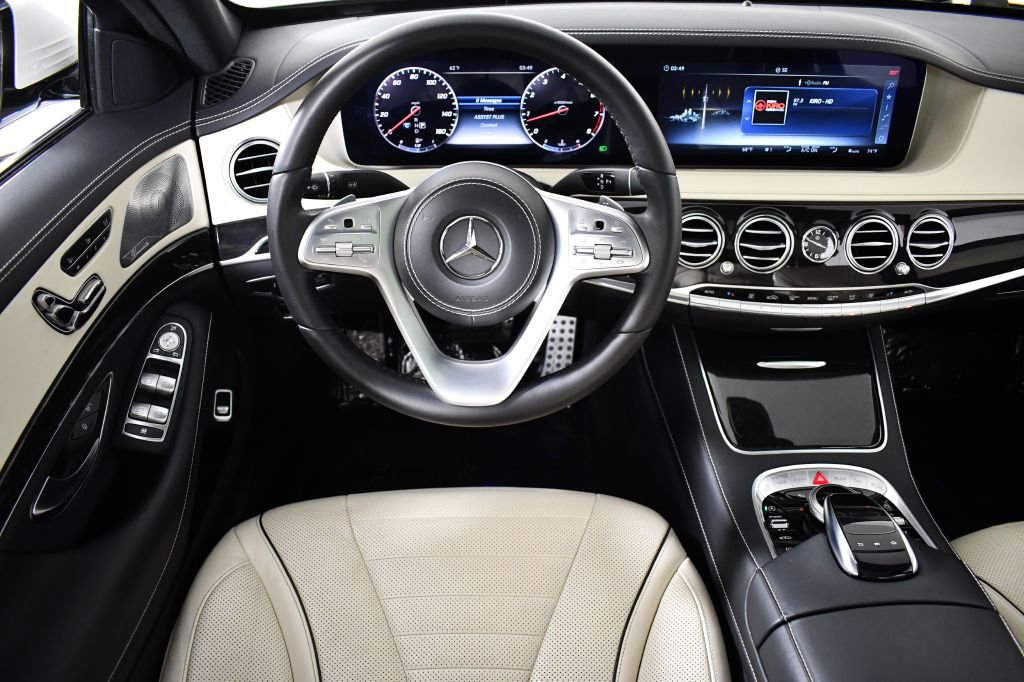Used 2018 Mercedes-Benz S 560 Sedan image 26