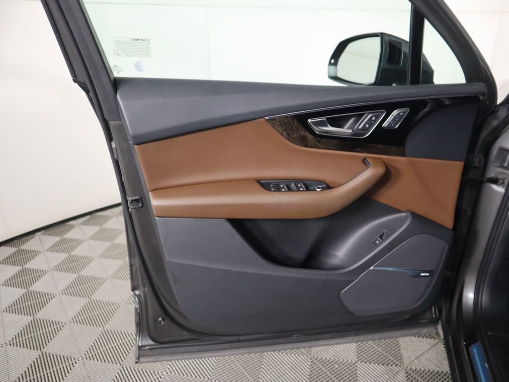 Used 2019 Audi Q7 3.0T Premium Plus w/ Premium Plus Package image 25