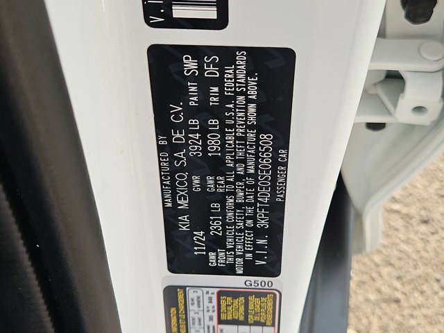 Used 2025 Kia K4 FWD image 24