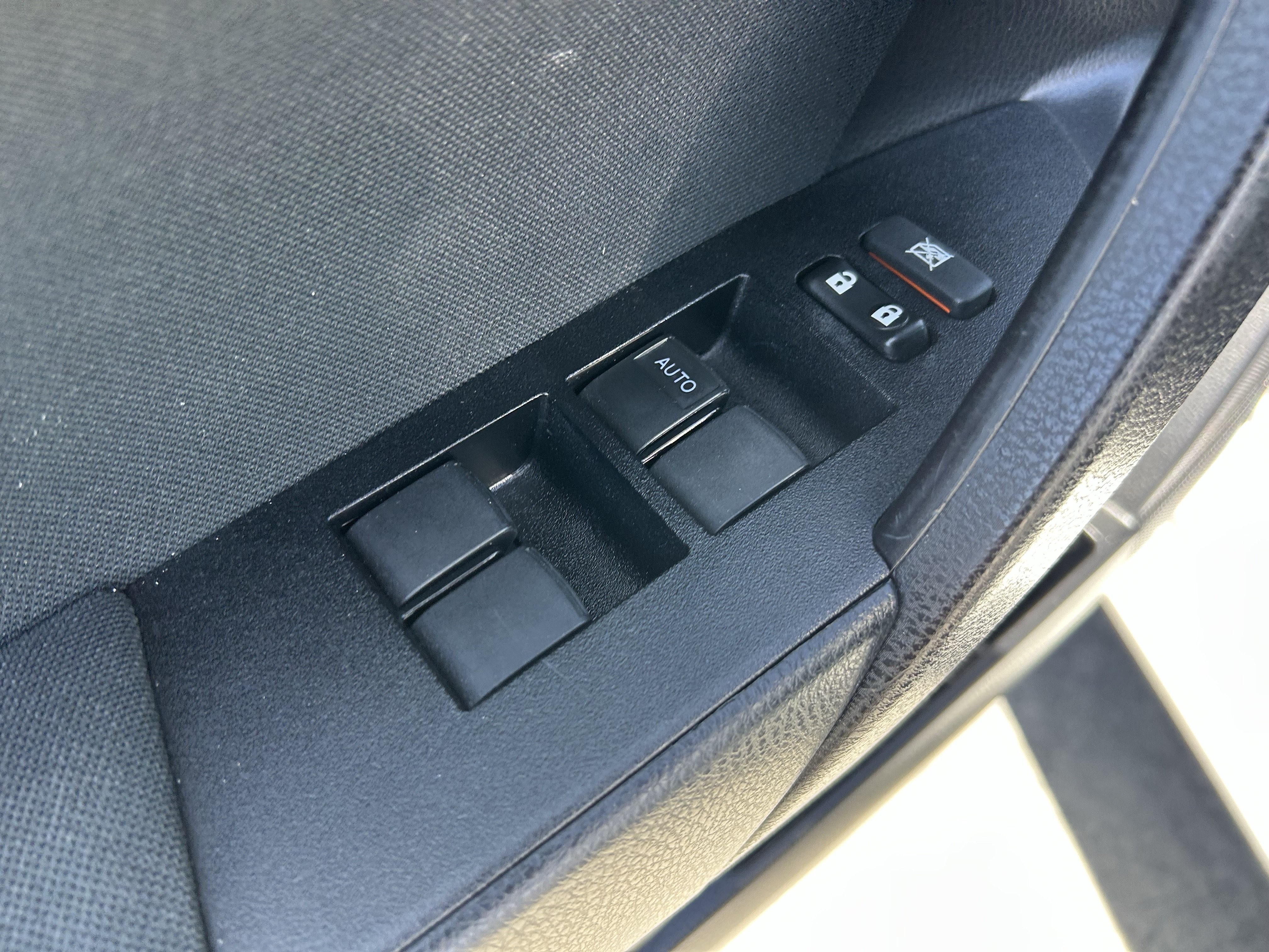 Certified 2019 Toyota Corolla LE FWD image 17