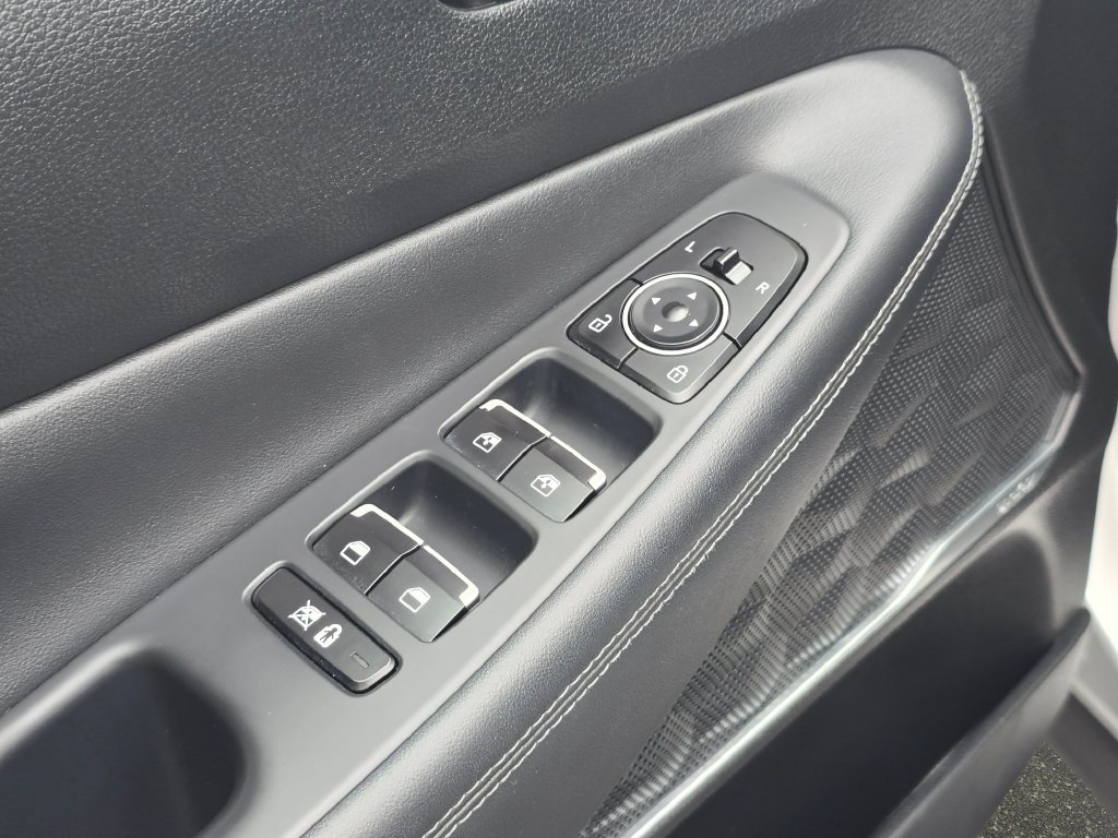 Used 2019 Hyundai Santa Fe AWD image 31