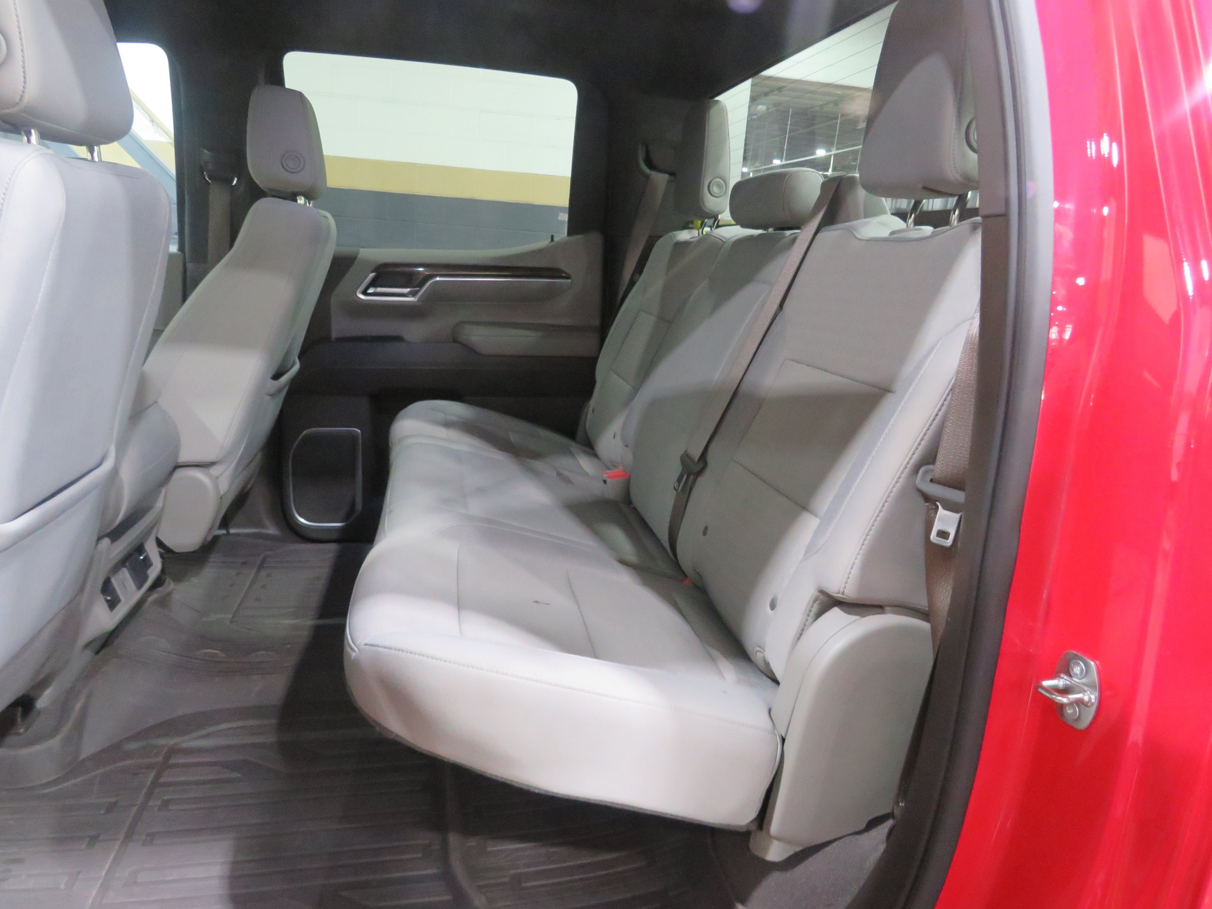 Used 2023 GMC Sierra 1500 SLE AWD/4WD image 8