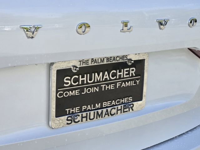 Certified 2024 Volvo XC60 B5 Core image 10