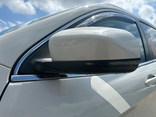 Used 2019 Jeep Cherokee Overland AWD/4WD image 52