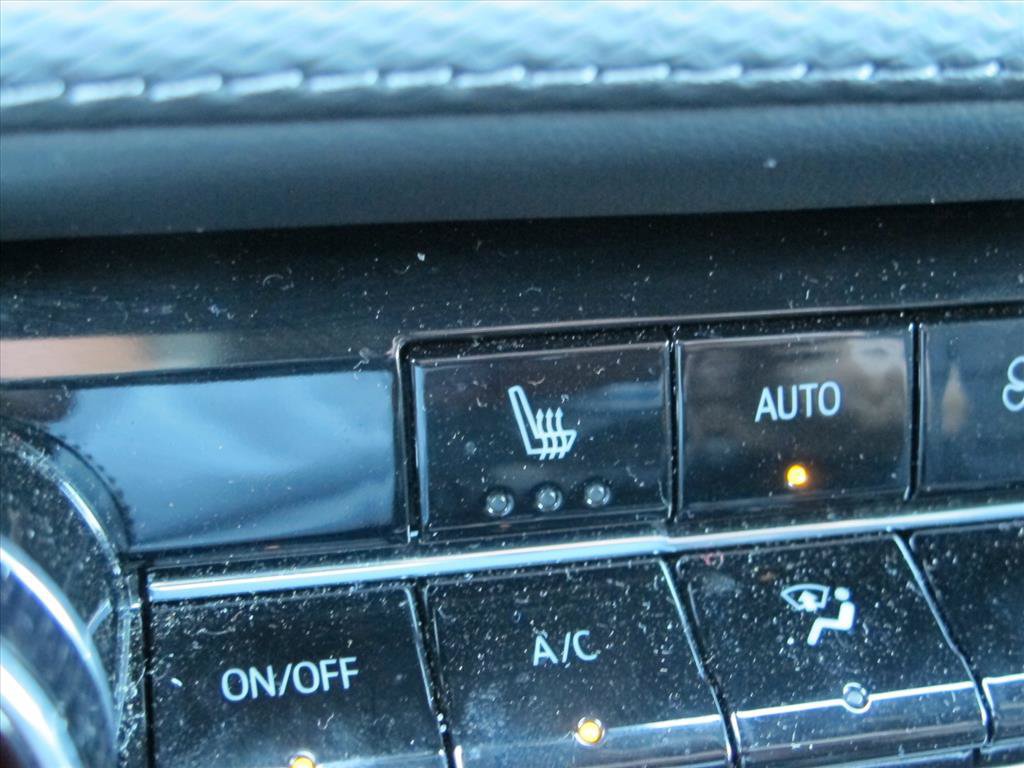 Used 2026 Chevrolet Equinox LT w/ Convenience Package II FWD image 13