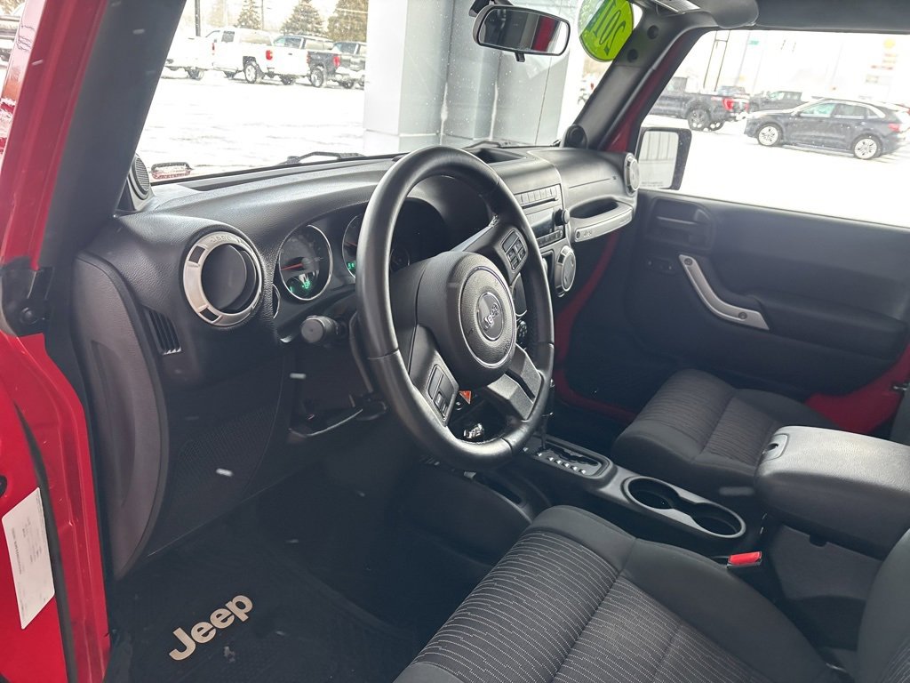 Used 2011 Jeep Wrangler Sahara w/ Trailer Tow Group image 10