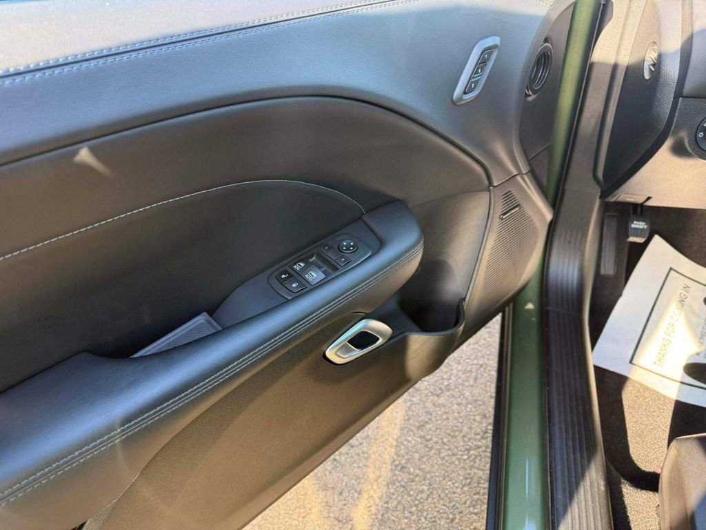 Used 2023 Dodge Challenger R/T w/ Plus Package image 13