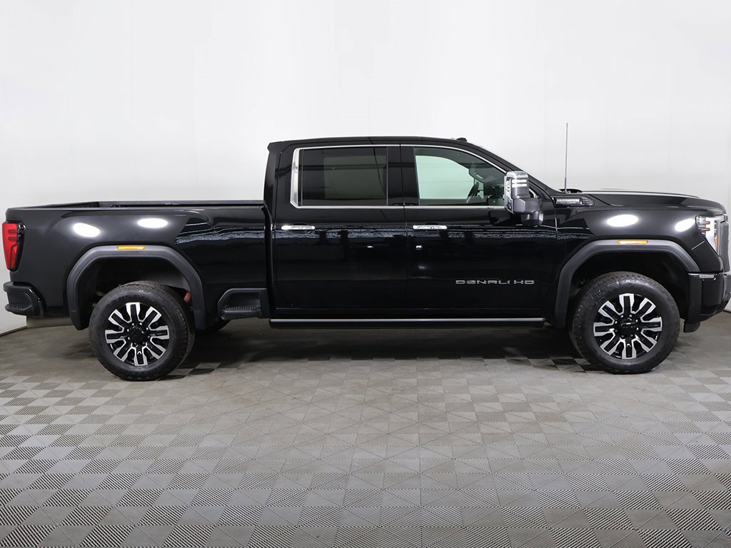 Used 2024 GMC Sierra 3500 Denali Ultimate image 23