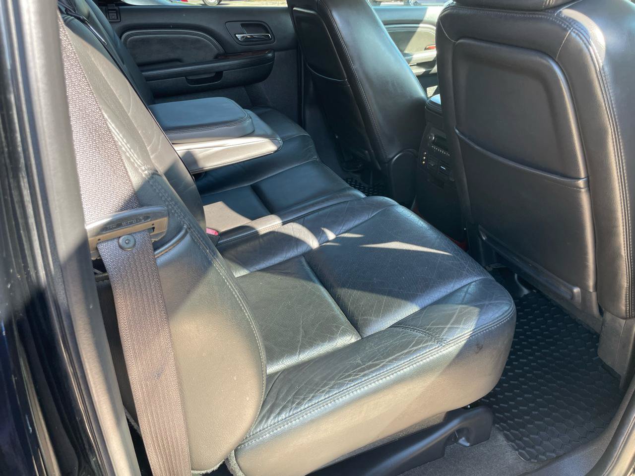 Used 2009 Cadillac Escalade EXT AWD/4WD image 35