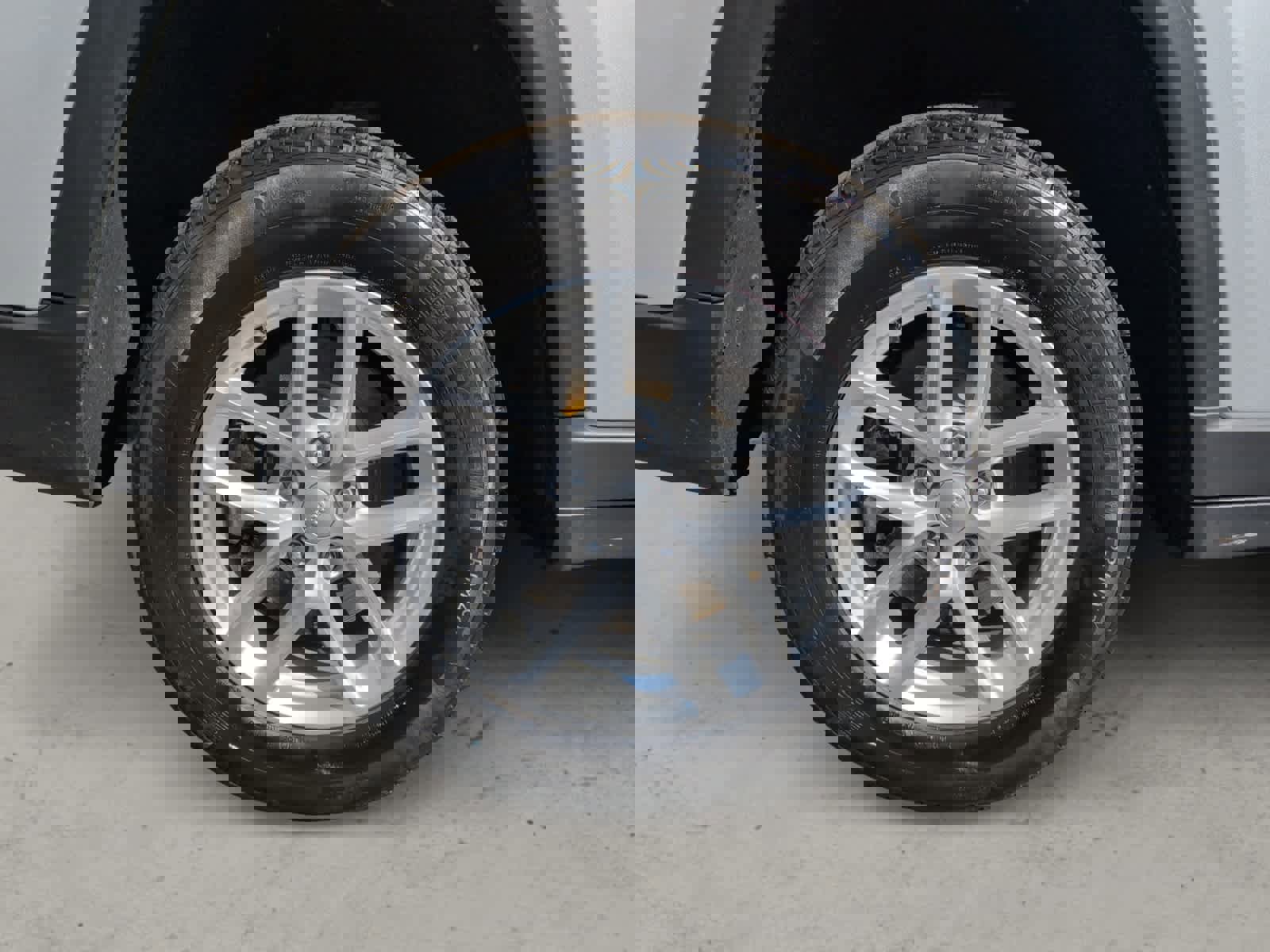 Used 2023 Jeep Grand Cherokee L Laredo image 10