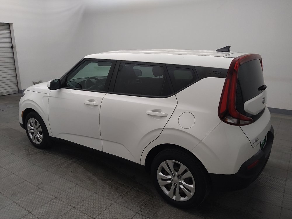 Used 2020 Kia Soul LX FWD image 3