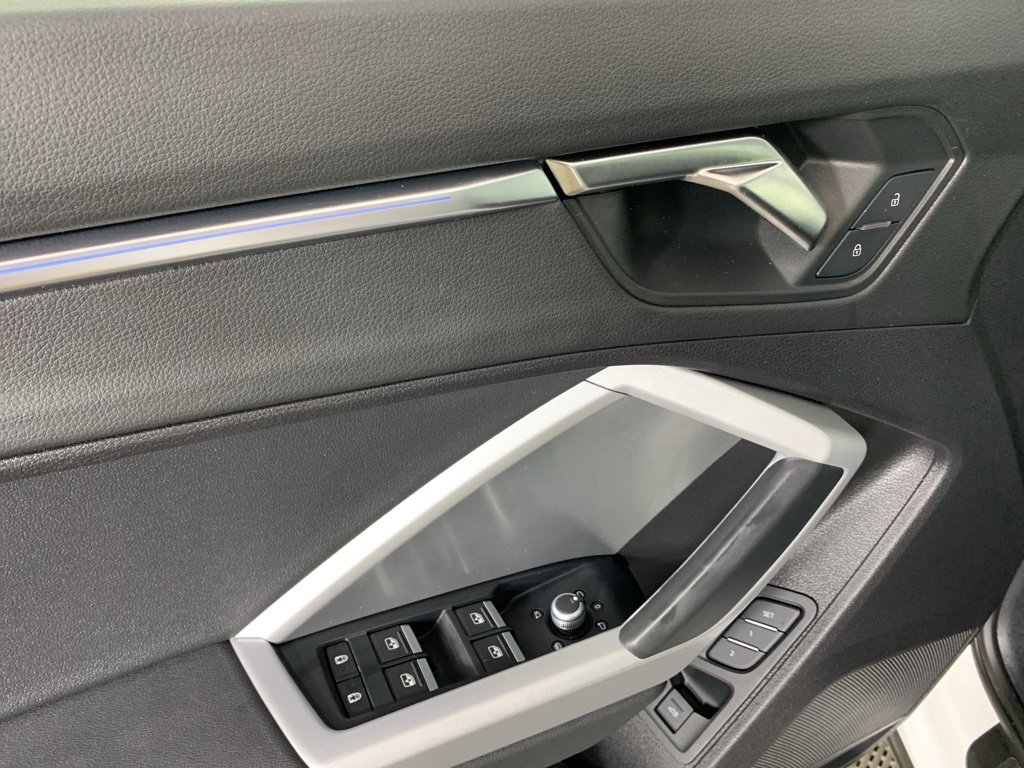 Used 2022 Audi Q3 2.0T Premium Plus image 14