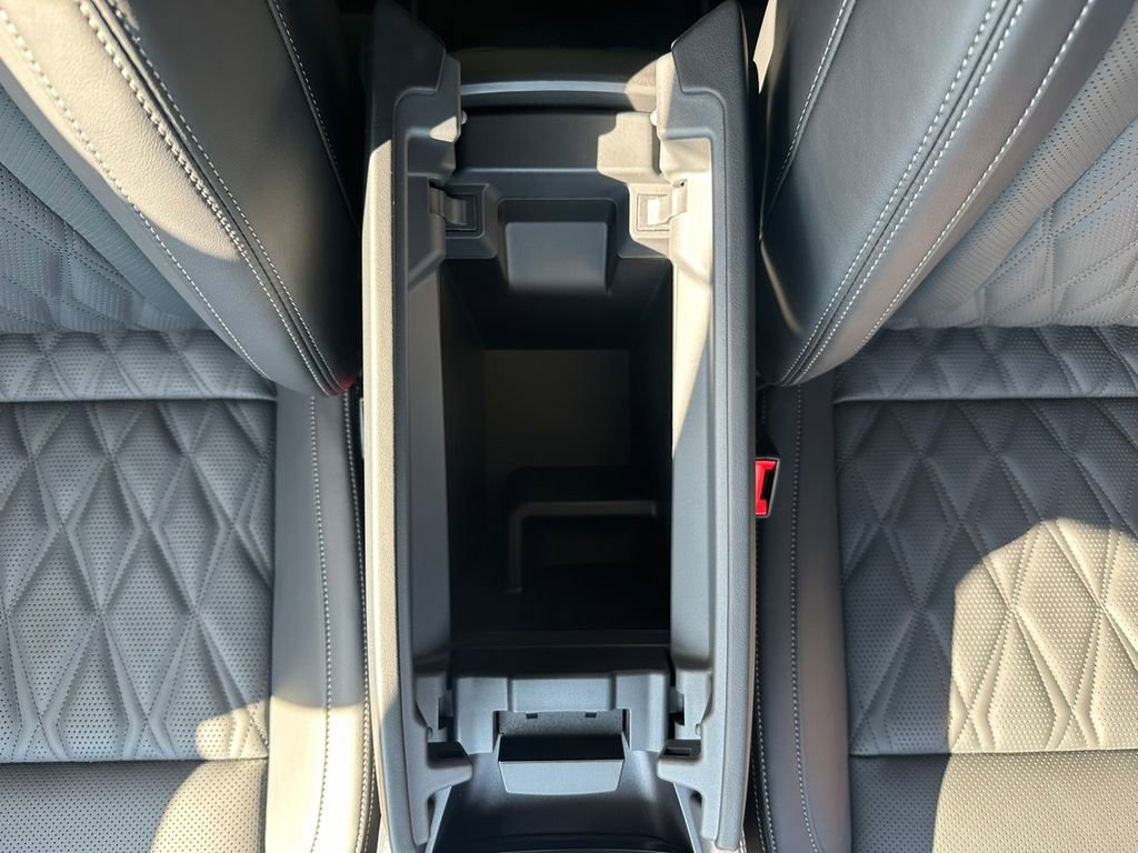 New 2026 Nissan Rogue Platinum w/ Platinum Premium Package AWD/4WD image 19