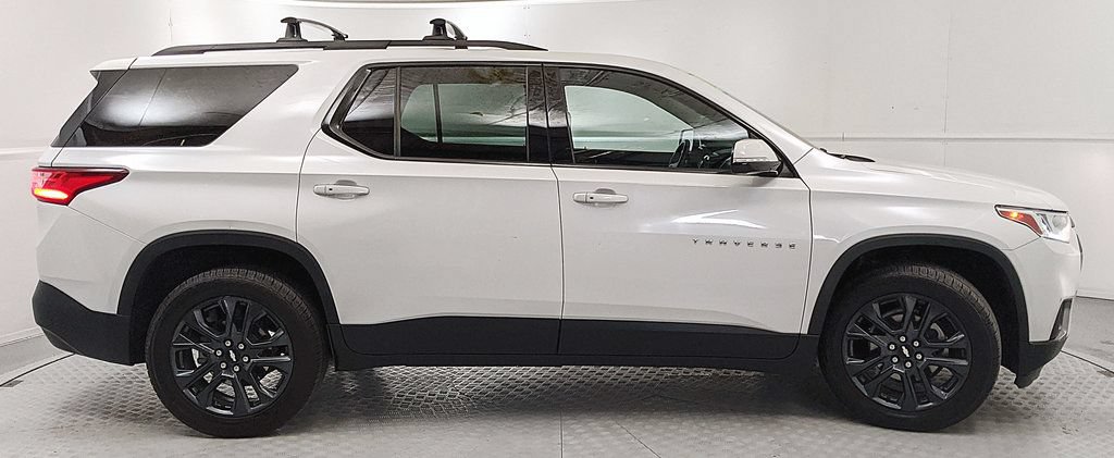 Used 2020 Chevrolet Traverse RS w/ LPO, Floor Liner Package FWD image 2
