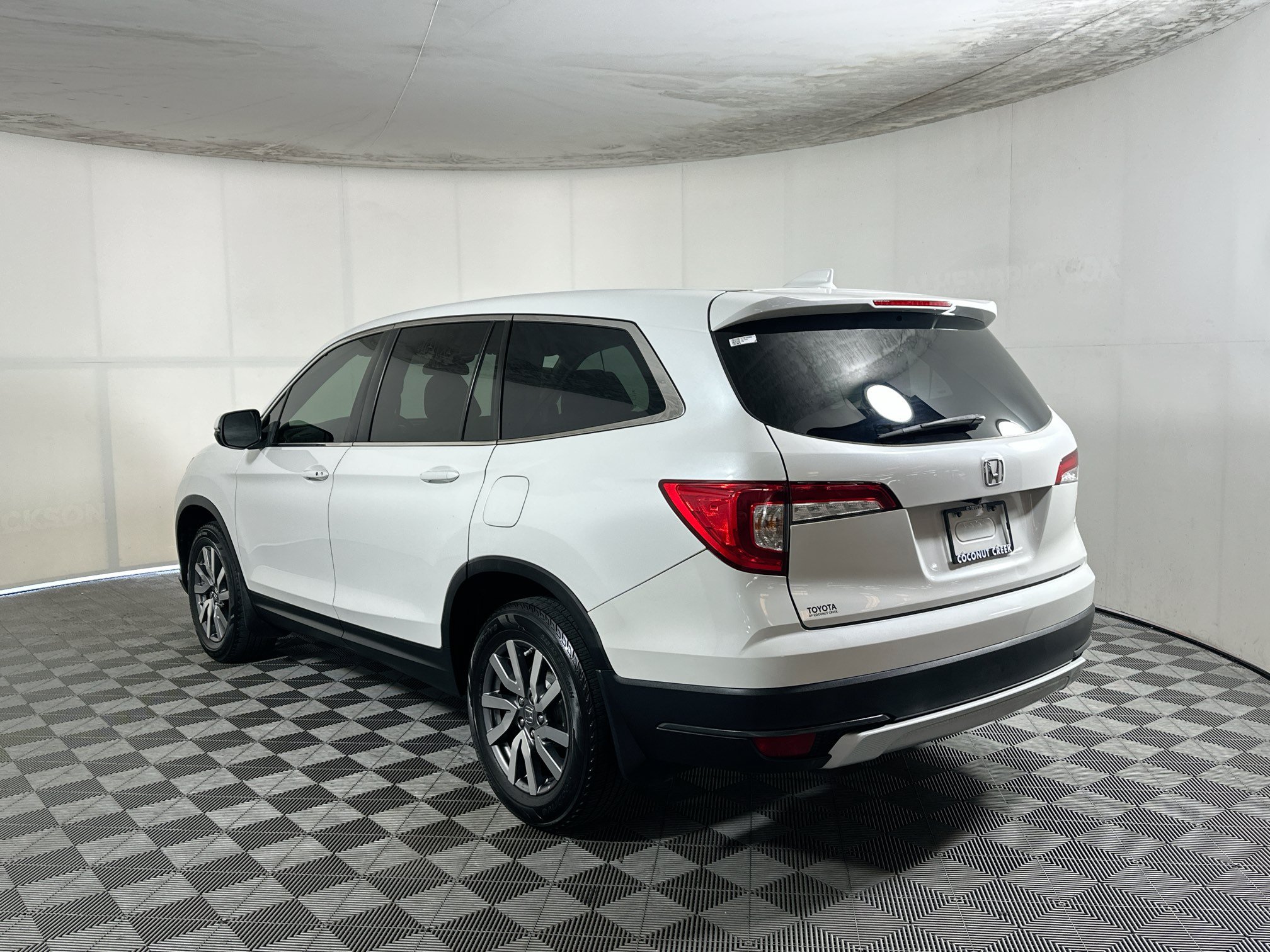 Used 2021 Honda Pilot EX image 5