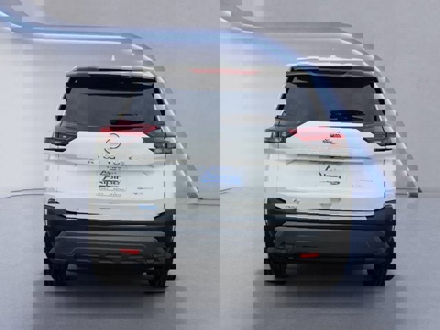 Used 2021 Nissan Rogue SV image 4