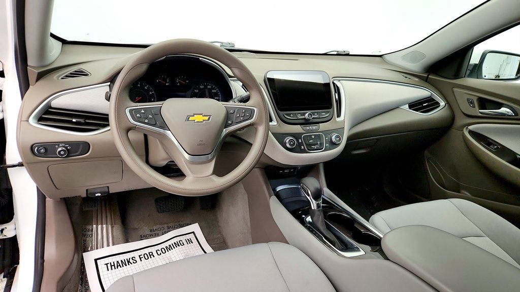 Used 2022 Chevrolet Malibu LS w/ Driver Confidence Package FWD image 12