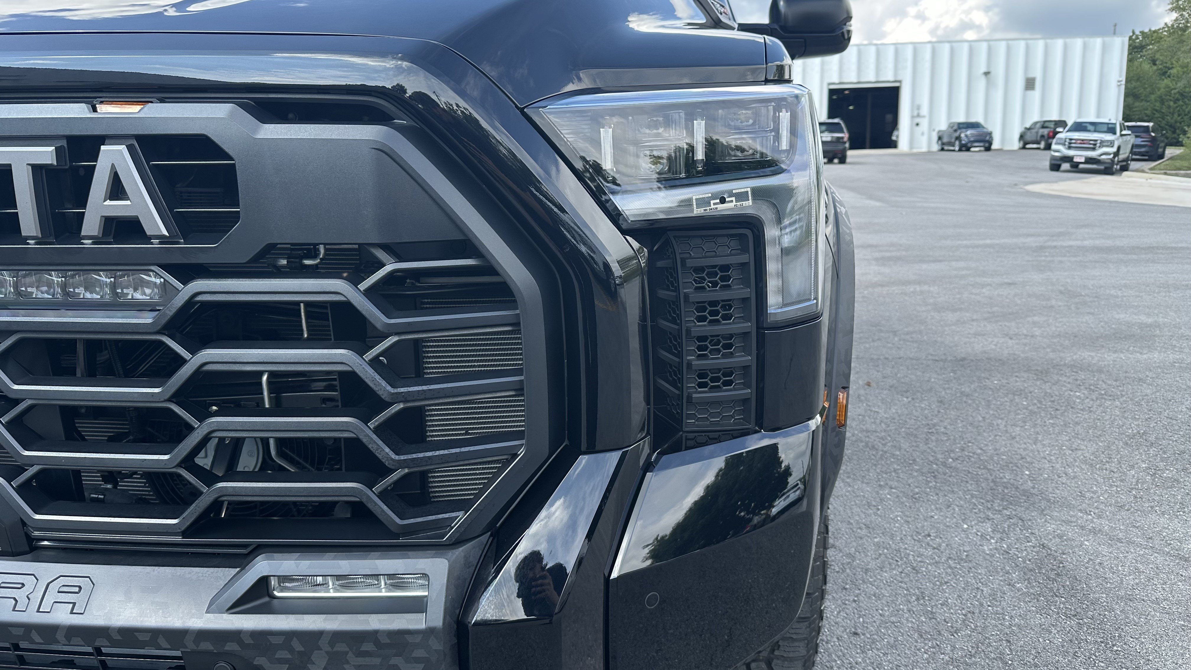 Used 2025 Toyota Tundra TRD Pro AWD/4WD image 6