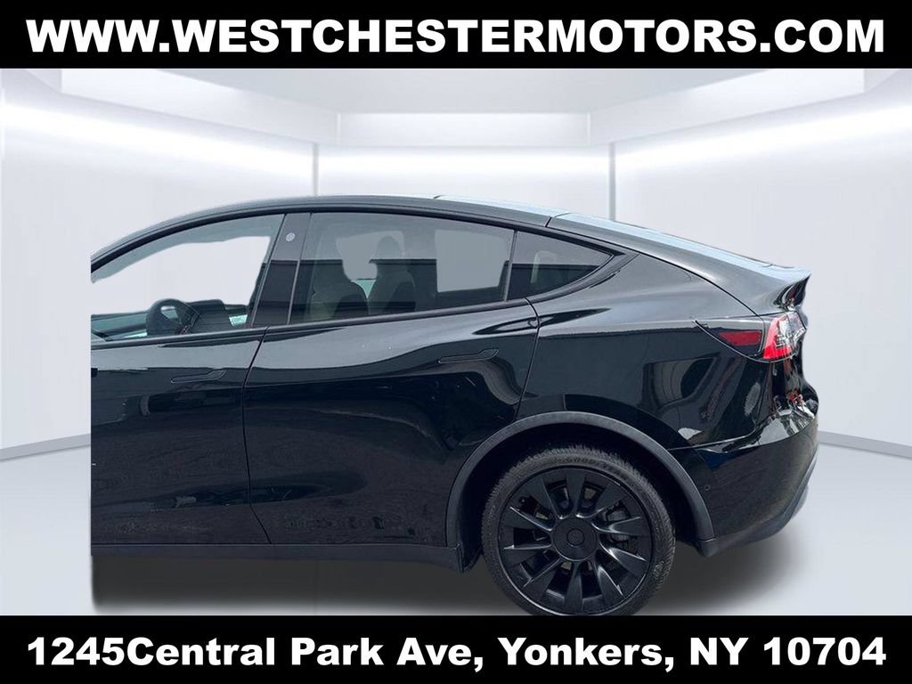 Used 2021 Tesla Model Y Long Range AWD/4WD image 7