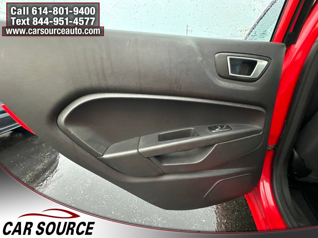 Used 2015 Ford Fiesta SE FWD image 24