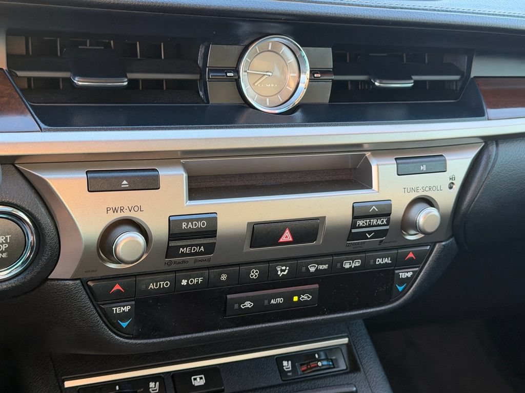 Used 2014 Lexus ES 350 w/ Luxury Package FWD image 20