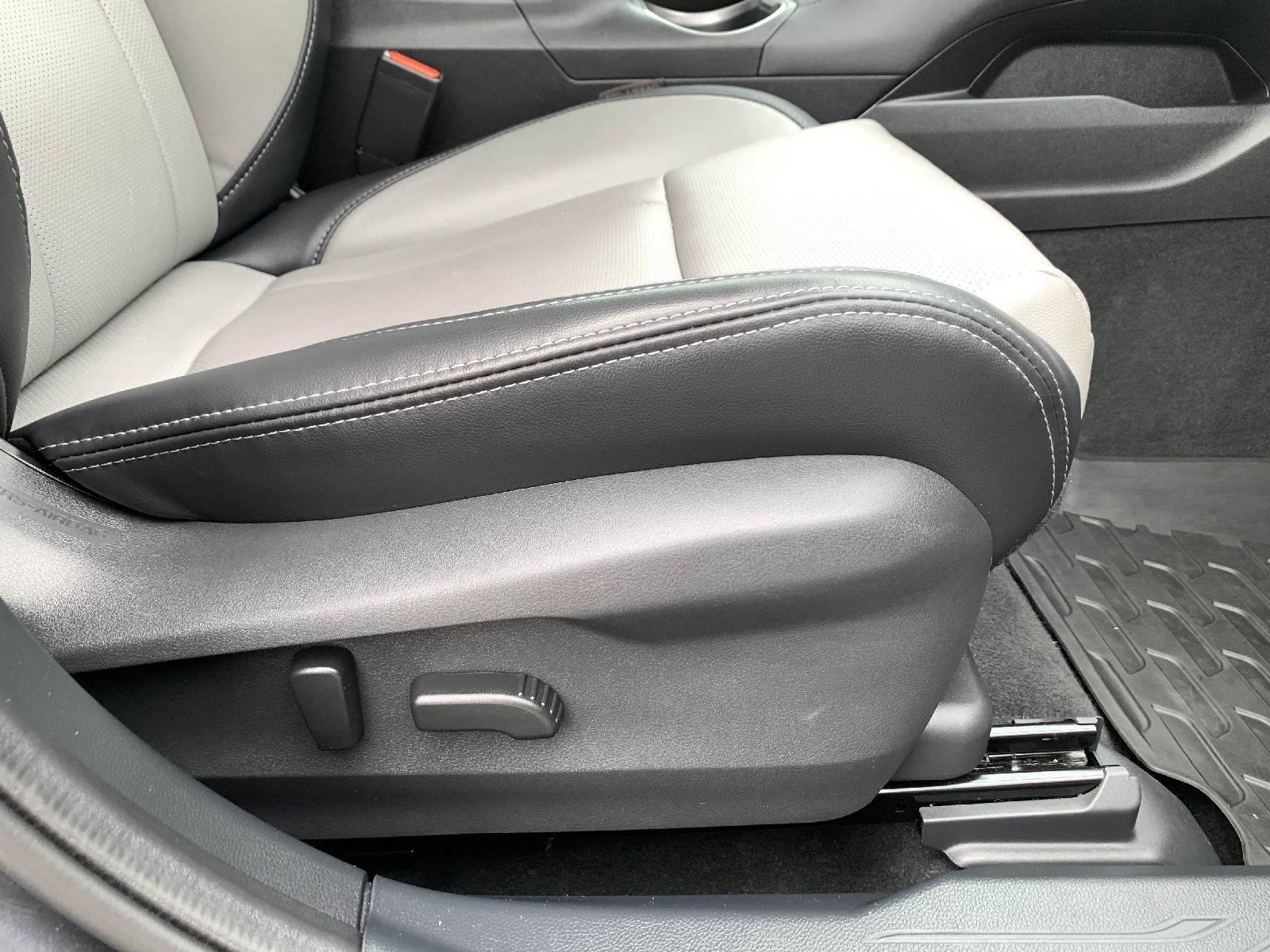 Used 2023 Subaru Outback Limited AWD/4WD image 46
