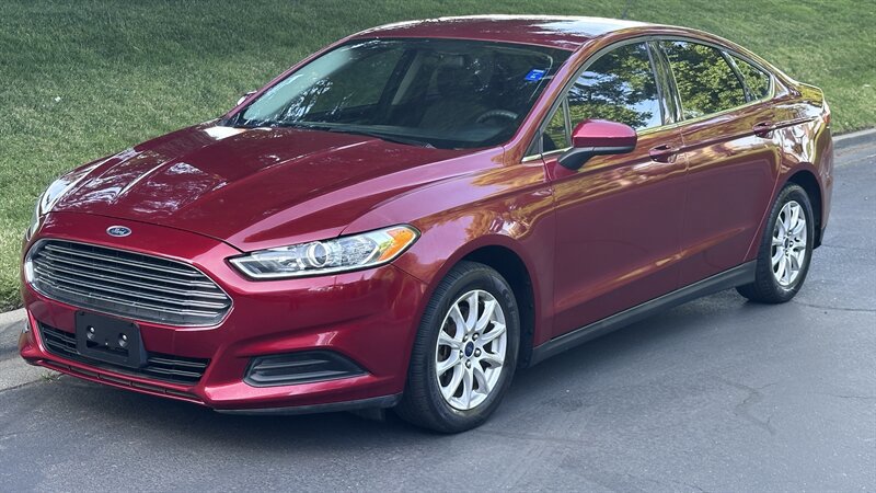 Used 2016 Ford Fusion S FWD image 2