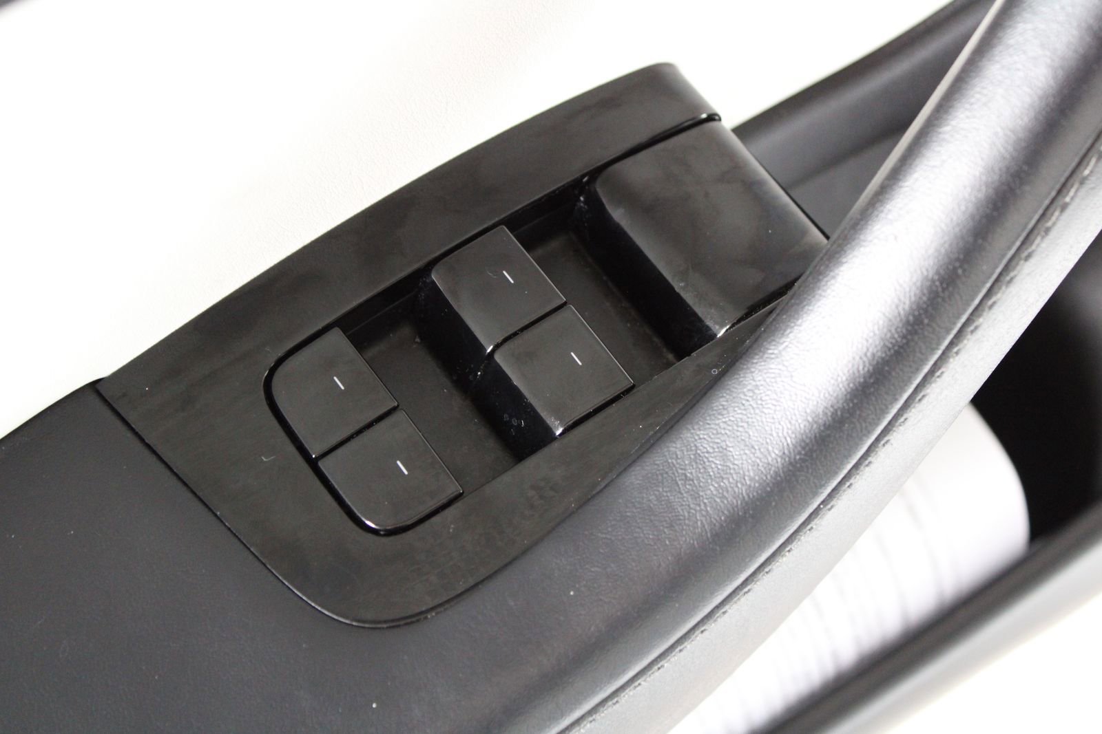 Used 2020 Tesla Model 3 Performance image 16