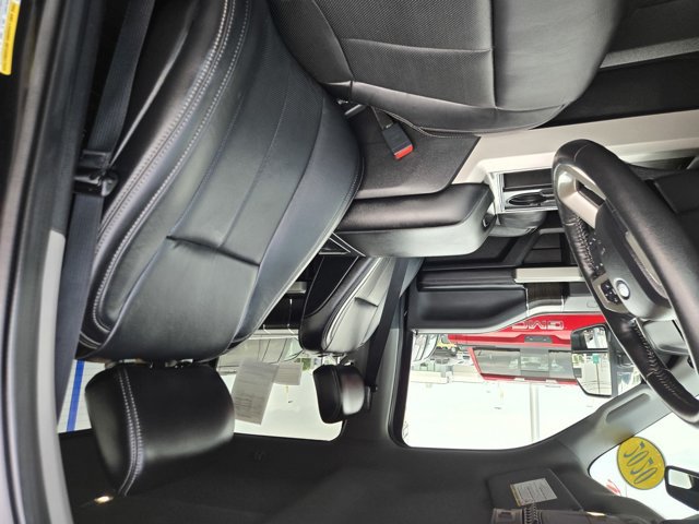 Used 2020 Ford F350 Lariat w/ Chrome Package AWD/4WD image 24