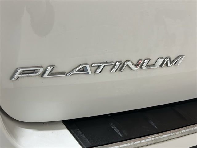 Used 2021 Ford Explorer Platinum w/ Premium Technology Package image 29