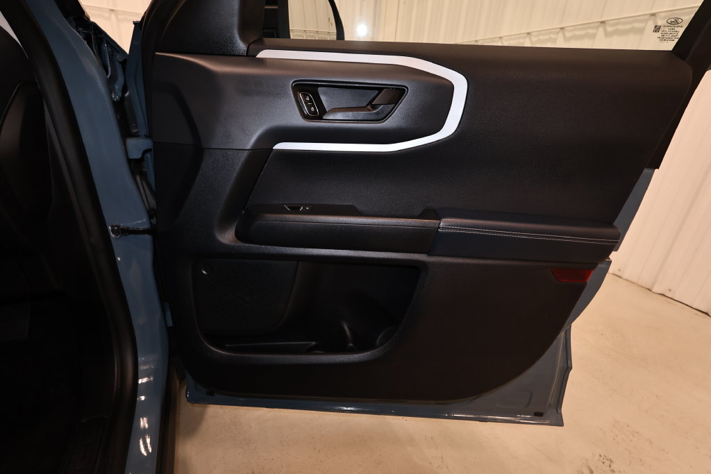Certified 2021 Ford Bronco Sport Outer Banks AWD/4WD image 19