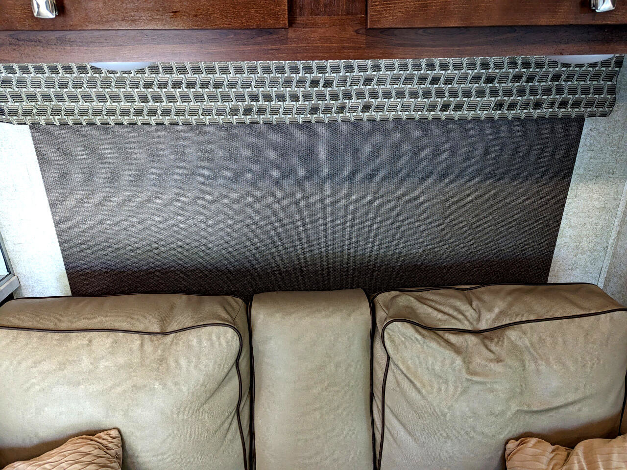 Used 2019 Chevrolet Express 4500 w/ RV Package RWD image 61