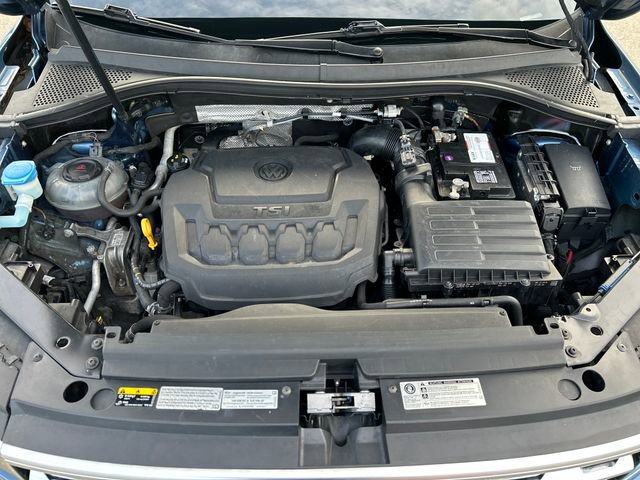 Used 2019 Volkswagen Tiguan SEL Premium image 33