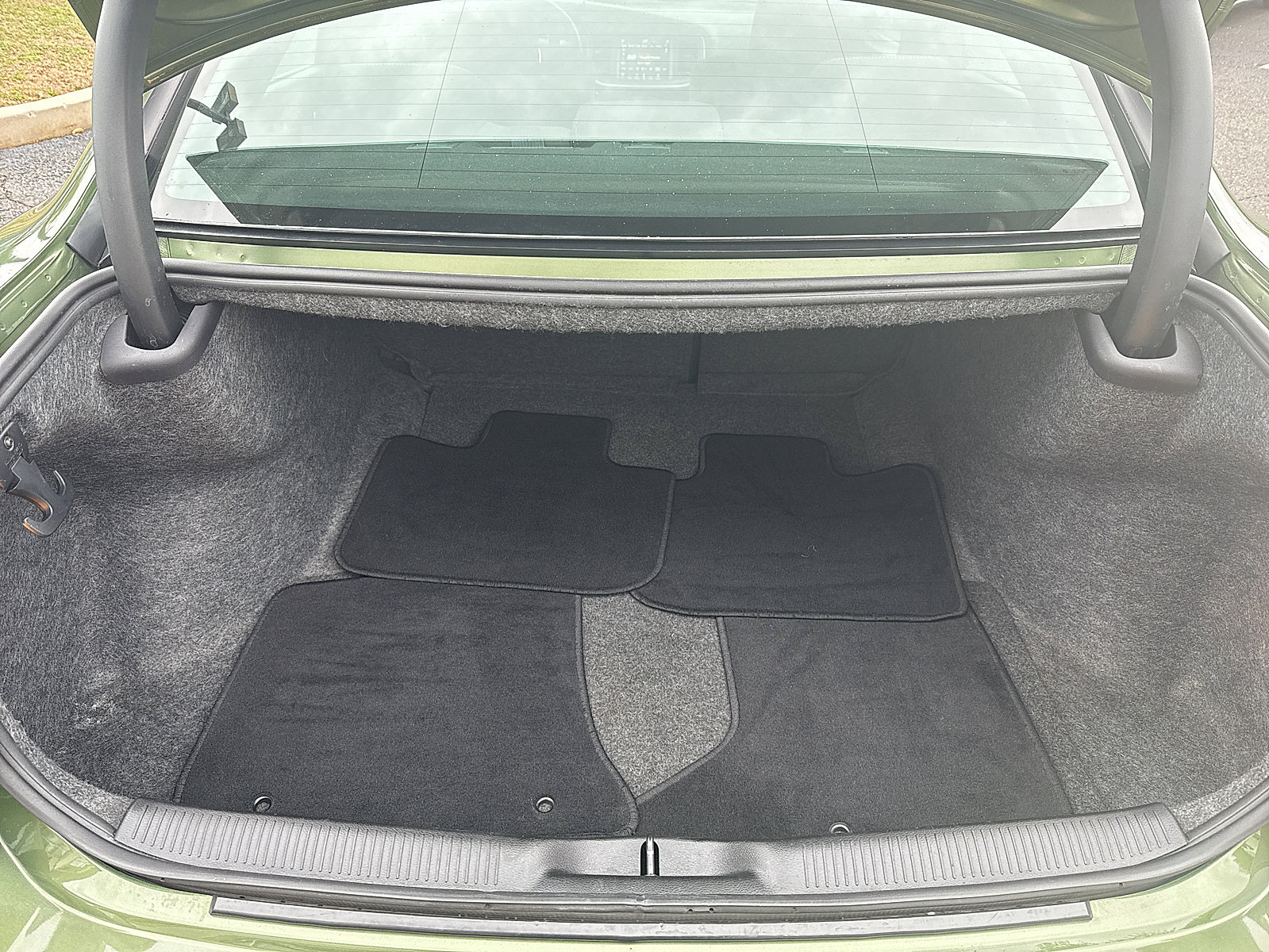 Used 2020 Dodge Charger GT w/ Driver Convenience Group AWD/4WD image 38