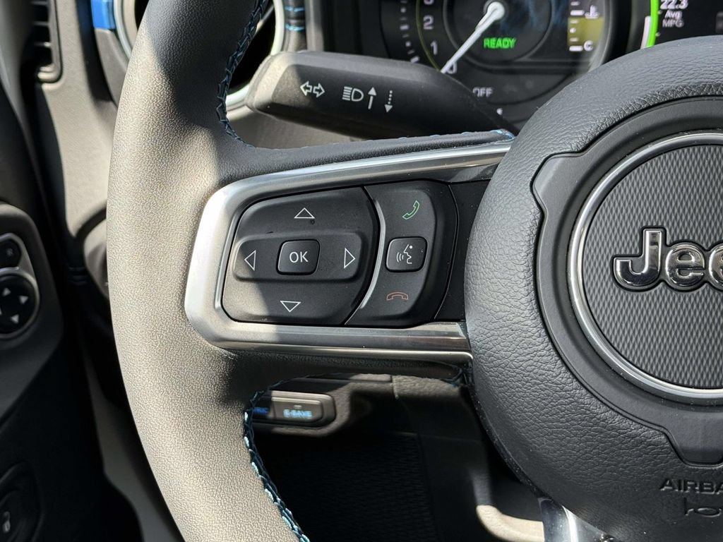 Used 2024 Jeep Wrangler High Altitude AWD/4WD image 22