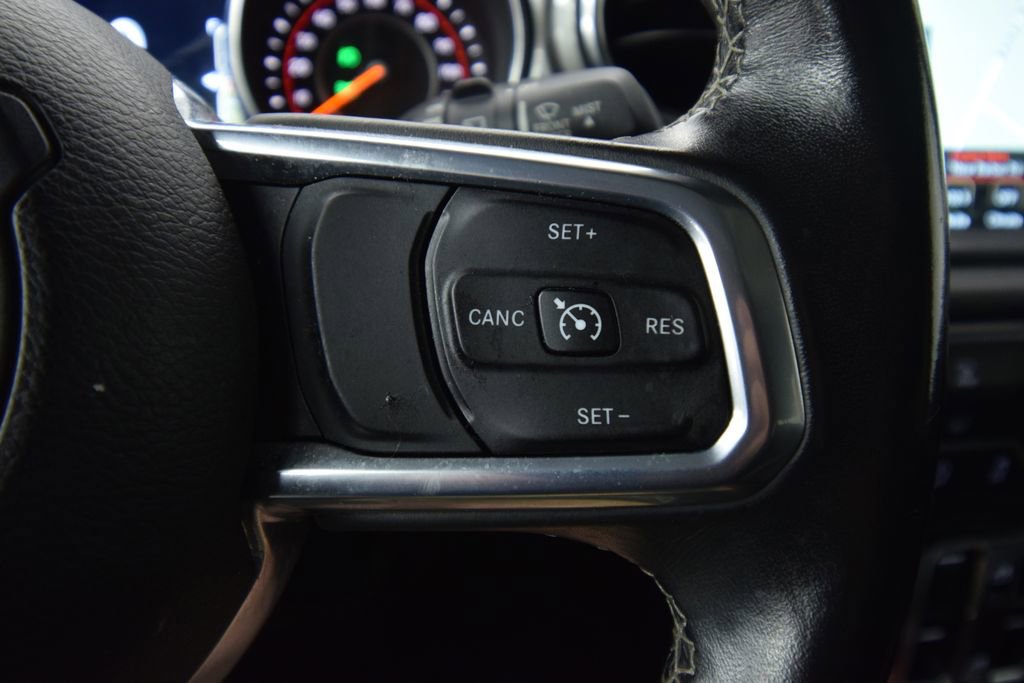 Used 2018 Jeep Wrangler Unlimited Sahara w/ Uconnect 4C Nav & Sound Group image 36