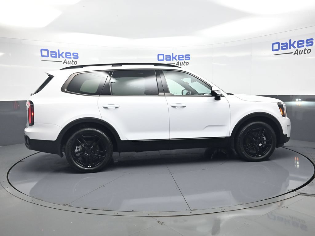 Certified 2025 Kia Telluride SX Prestige X-Line AWD/4WD image 8