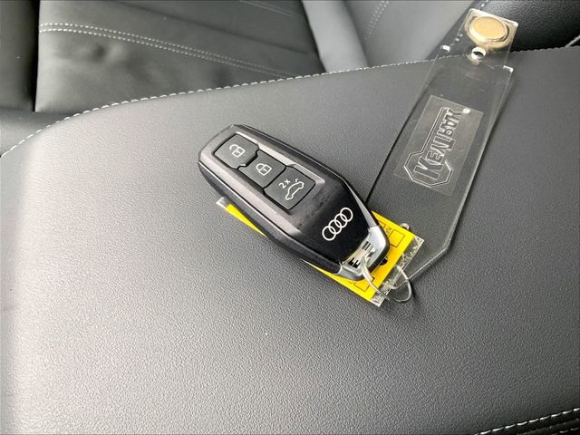 Used 2025 Audi A5 2.0T Premium w/ Convenience Package image 20
