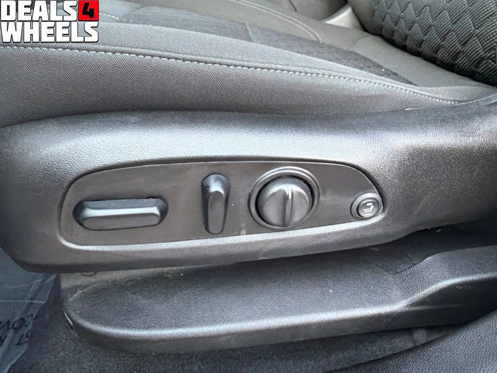 Used 2021 Chevrolet Blazer LT FWD image 38