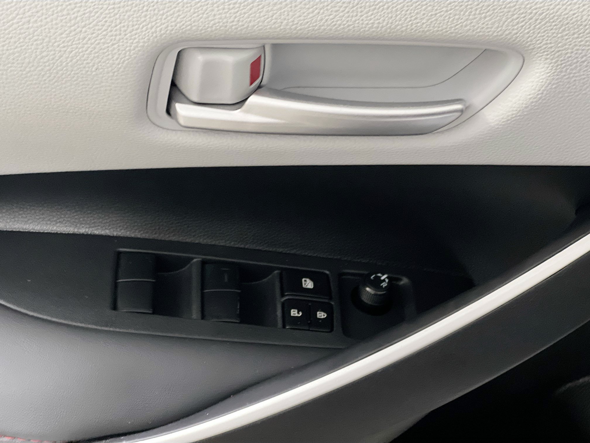 Used 2025 Toyota Corolla SE FWD image 16