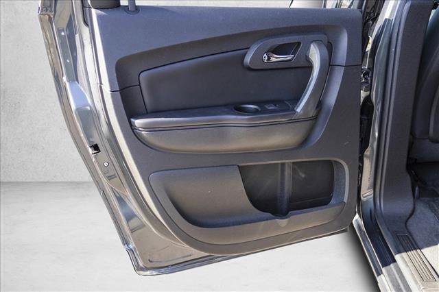 Used 2012 Chevrolet Traverse LT image 21