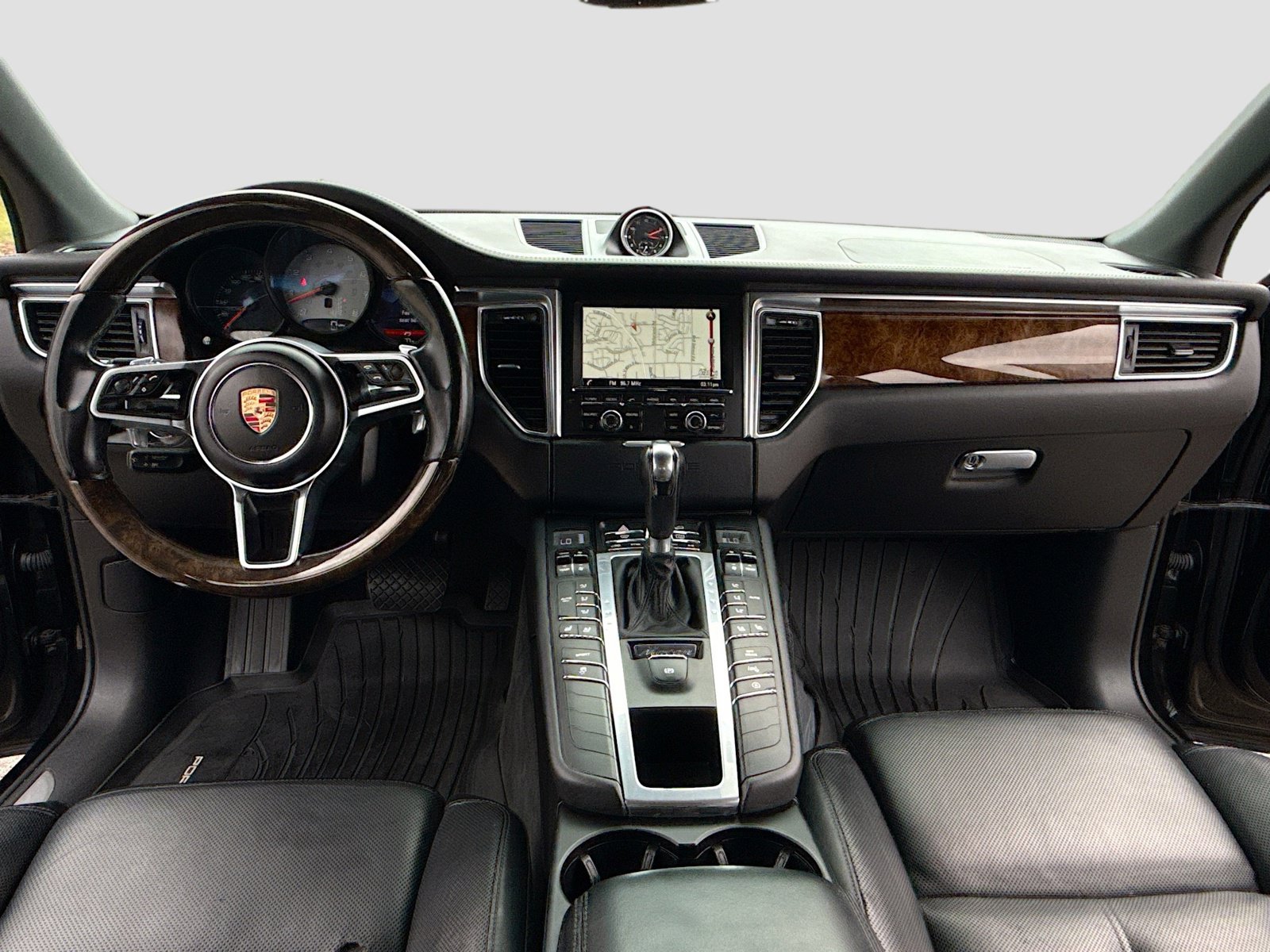 Used 2015 Porsche Macan S AWD/4WD image 3