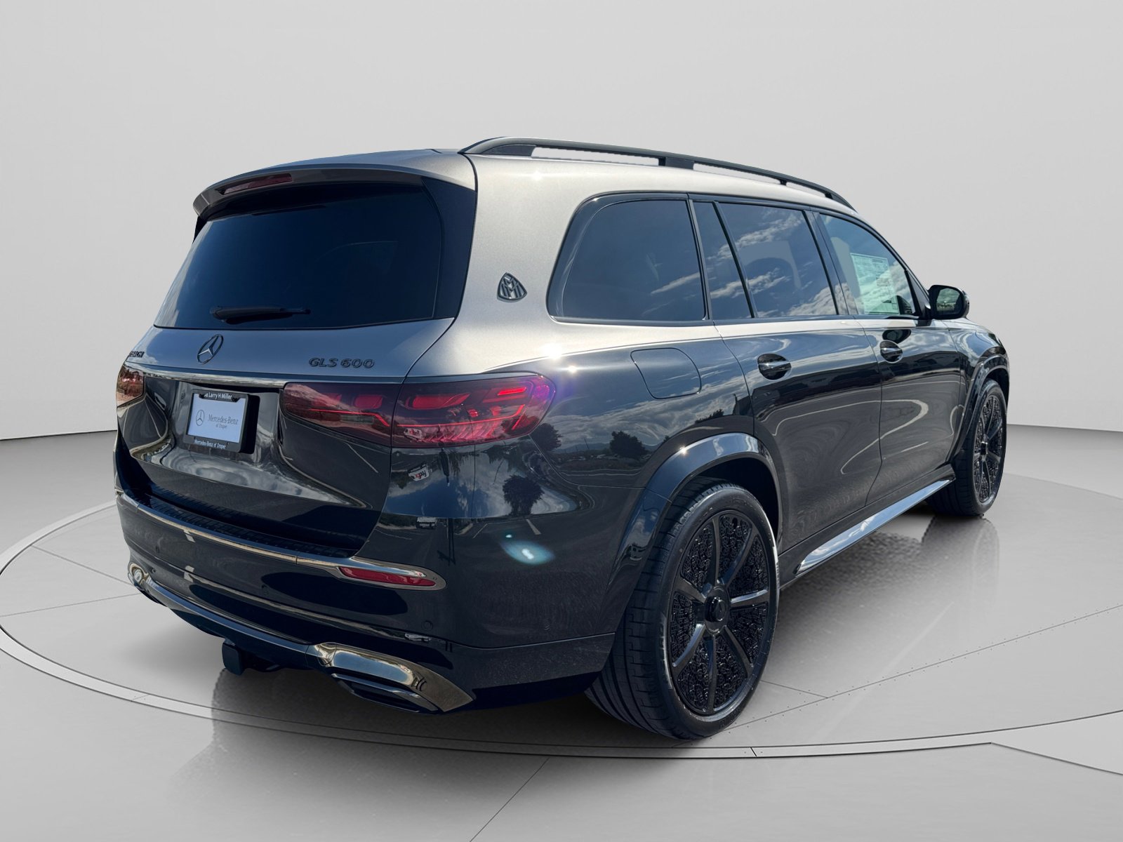 New 2026 Mercedes-Benz Maybach GLS 600 4MATIC image 5