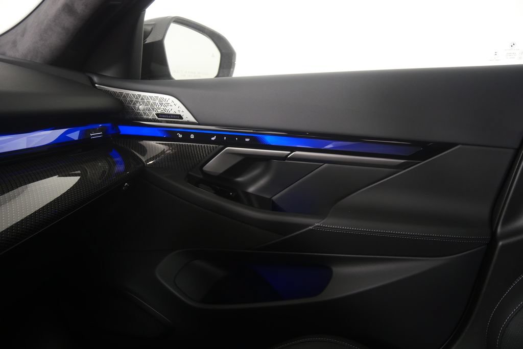 New 2027 BMW M5 Touring AWD/4WD image 25